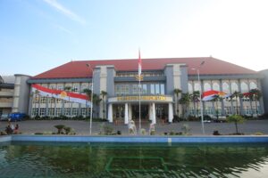 balai kota amongtani batu