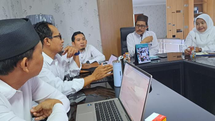 Rapat Forum Rektor di UIN