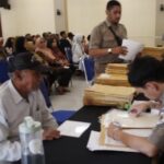170 Warga Kelurahan Sisir Terima Sertifikat PTSL, Kini Hadir dalam Format Elektronik Screenshot_20241224-185014_Gallery