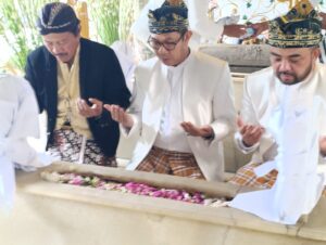 HAUL; ,MBAH BATU.jpeg9