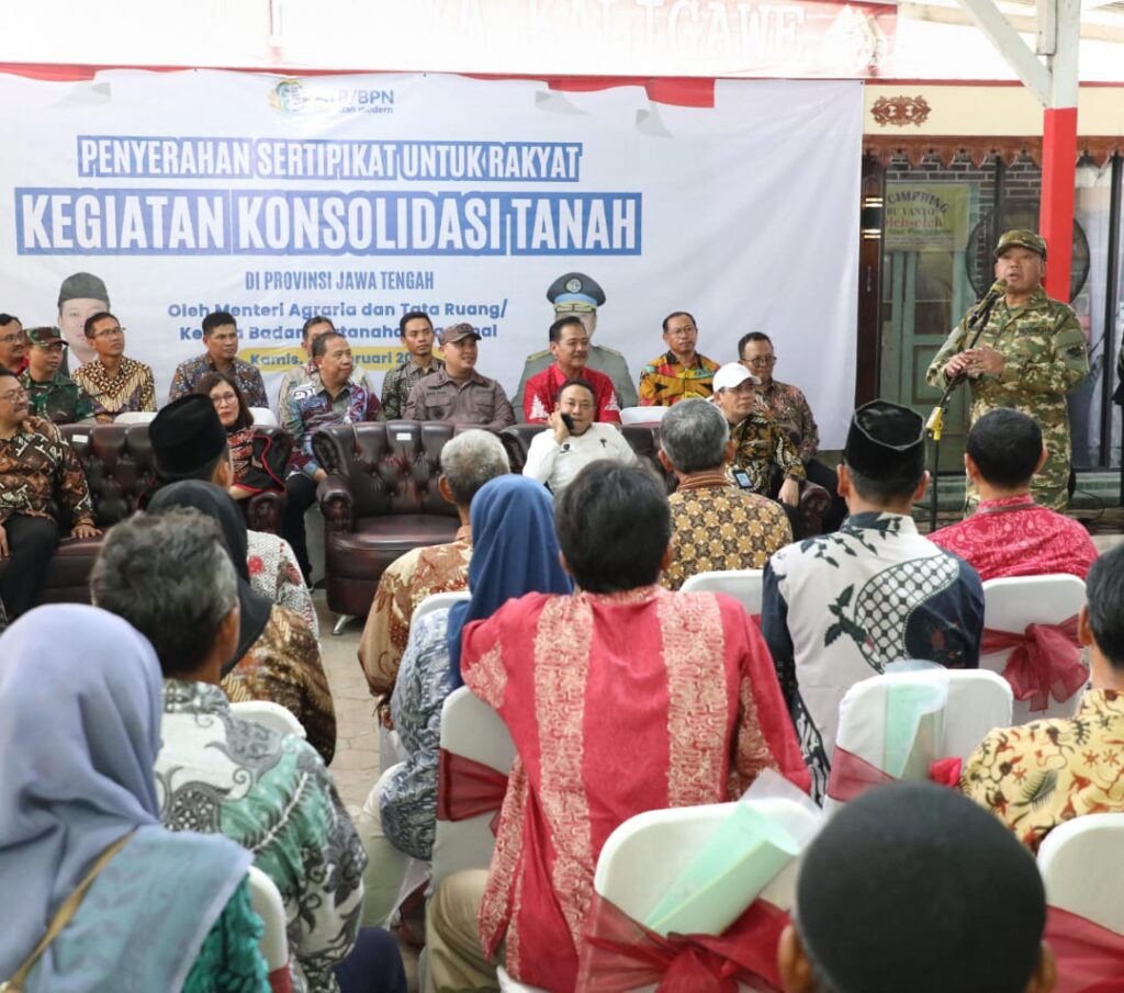 Menteri di Magelenag.jpeg2 edit