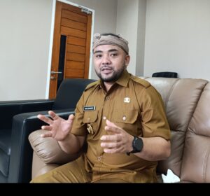 Screenshot_2025-05-20-19-32-33-814_com.miui.gallery-edit