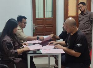 Screenshot_2025-06-13-21-06-56-191_com.whatsapp-edit