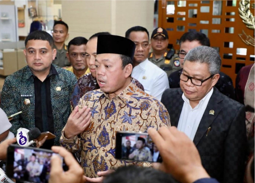 Screenshot_2025-11-17-09-17-10-707_com.android.chrome-edit