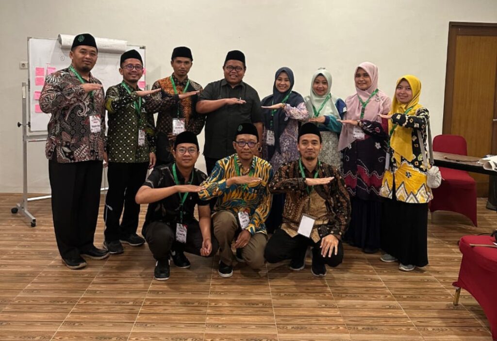 Screenshot_2025-11-25-19-13-05-222_com.whatsapp-edit