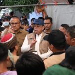 ATR/BPN Salurkan Bantuan Kemanusiaan untuk Korban Banjir Bandang di Kabupaten Agam IMG-20251208-WA0055