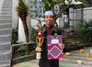 Screenshot_2025-12-01-12-33-29-452_com.miui.gallery-edit