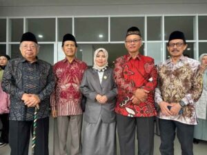 Rektor terdahulu_11zon