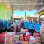 TP PKK Jeneponto Turun Langsung: Pantau Posyandu, Salurkan Bantuan Gizi, hingga Sambangi Korban Kebakaran SEMBAKO_11zon