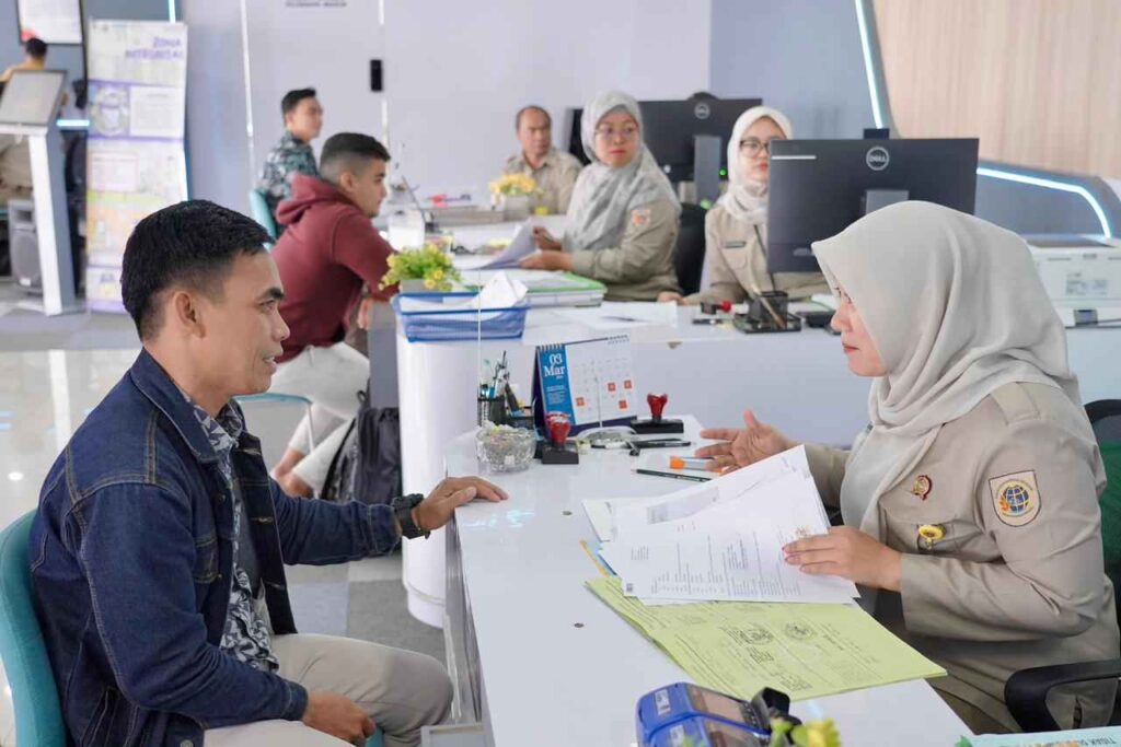 KEPASTIAN HUKUM_11zon