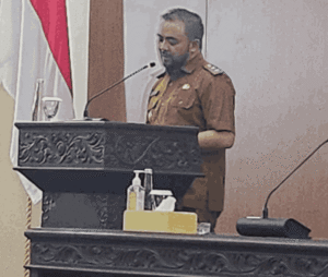 sidang paripurna dewan.jpeg edit_11zon