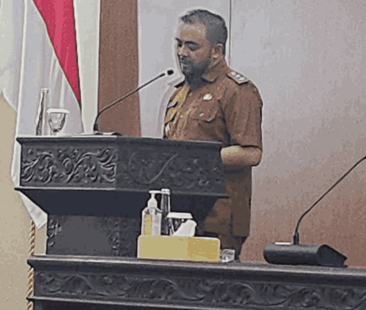 sidang paripurna dewan.jpeg edit_11zon