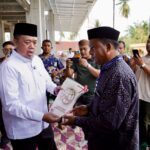 Nusron Serahkan Sertipikat Wakaf dan Bantuan Rp500 Juta untuk Masjid Terdampak Bencana di Aceh Tamiang IMG-20260723-WA0078