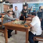 Nurochman Tantang Andreas di Papan Catur, Turnamen Catur Bahagia SIWO PWI Malang Raya Resmi Digelar 1826057_11zon