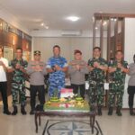 HUT ke-81 TNI, Polres Malang Sambangi Lanud Abd Saleh Bawa Tumpeng dan Pesan Persaudaraan