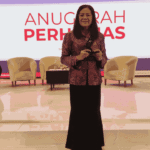Dari Mikrofon RRI ke Panggung Nasional, Niken Widiastuti Raih Anugerah Tokoh Humas 2026